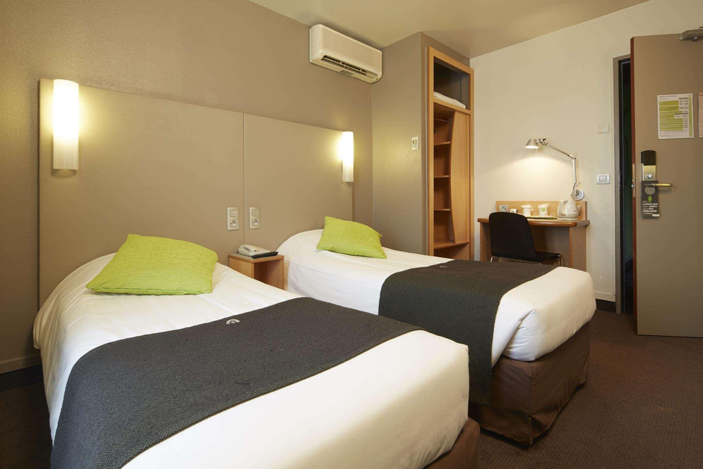 Hotel Campanile Paris 14 - Maine Montparnasse Esterno foto