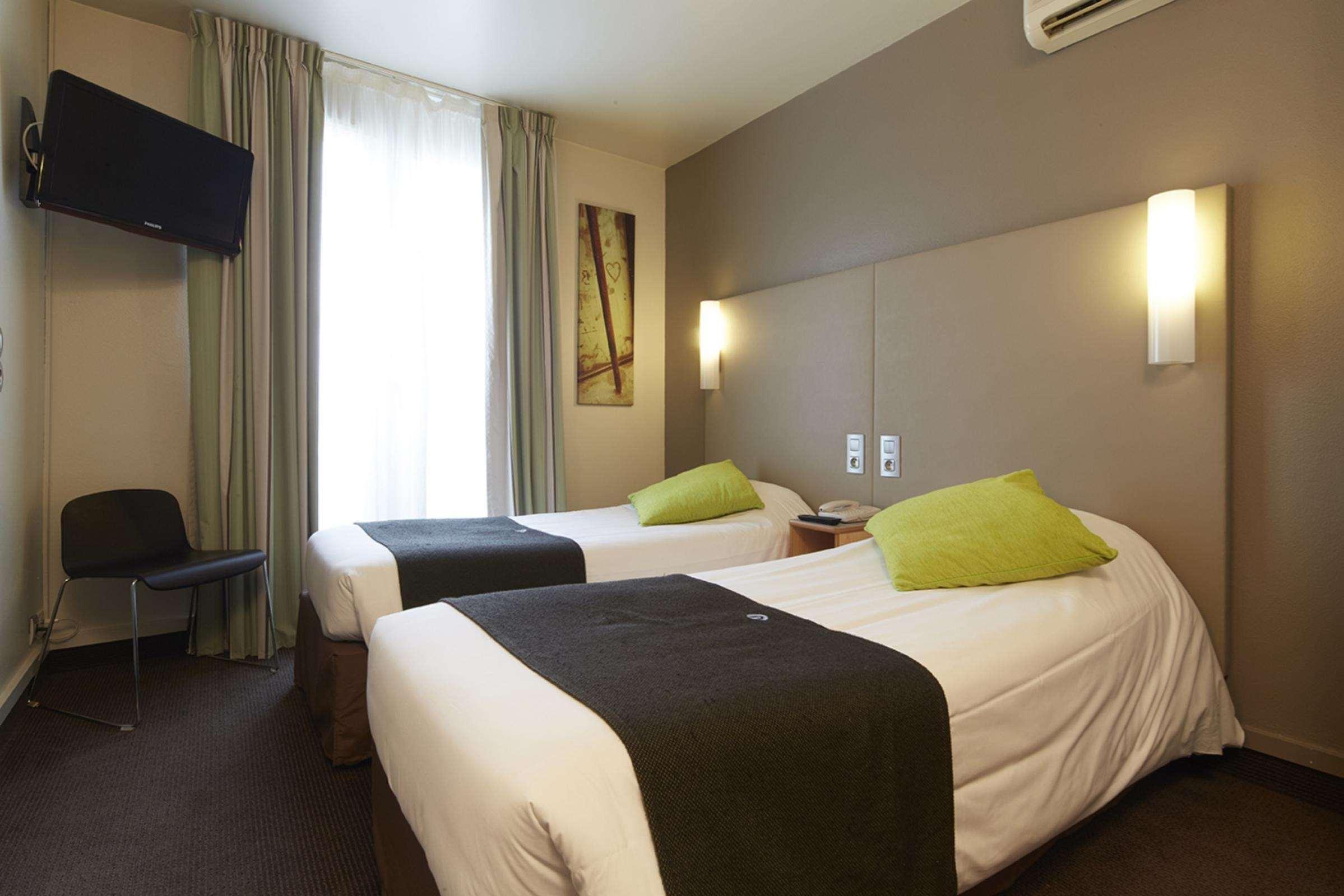 Hotel Campanile Paris 14 - Maine Montparnasse Esterno foto