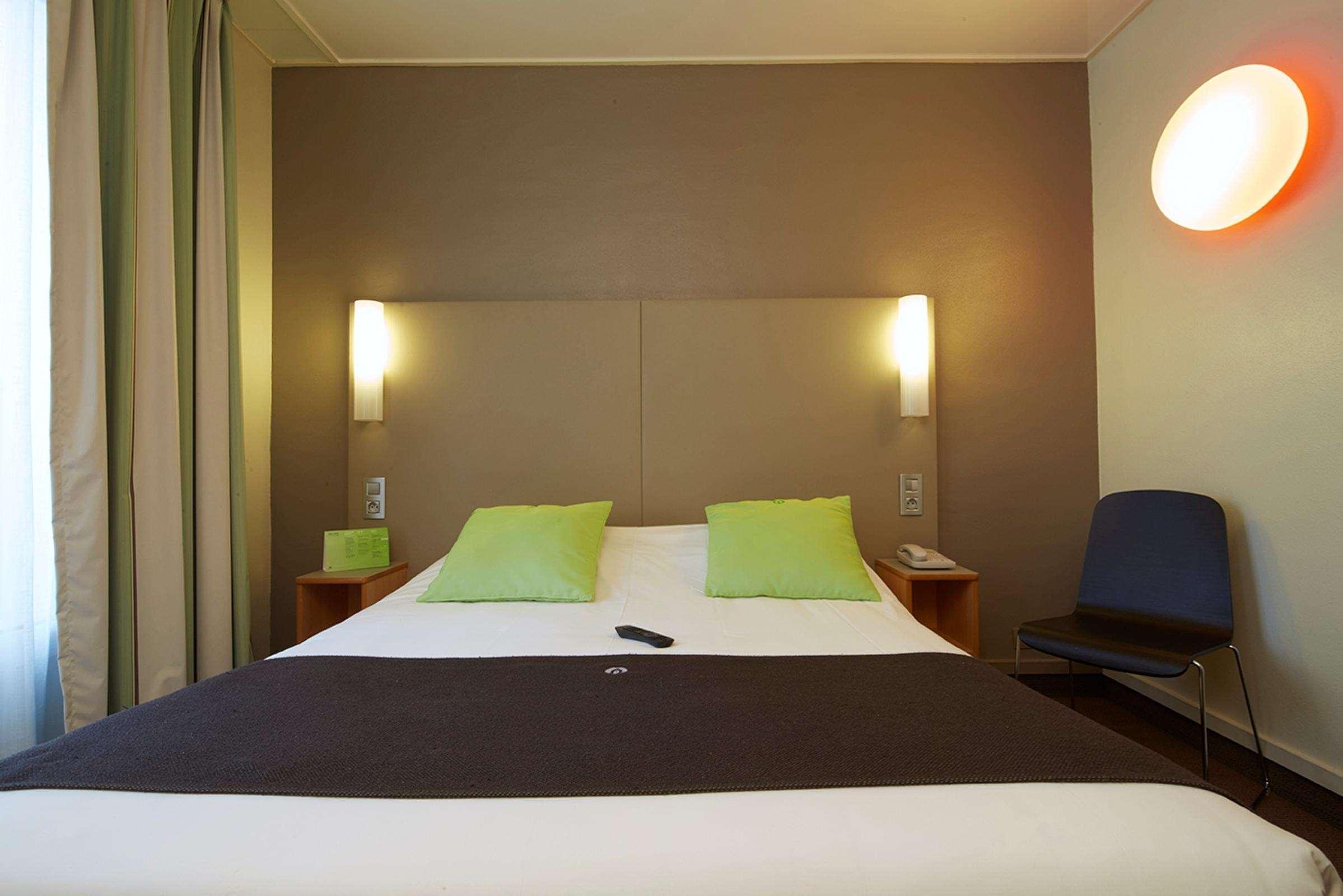 Hotel Campanile Paris 14 - Maine Montparnasse Esterno foto