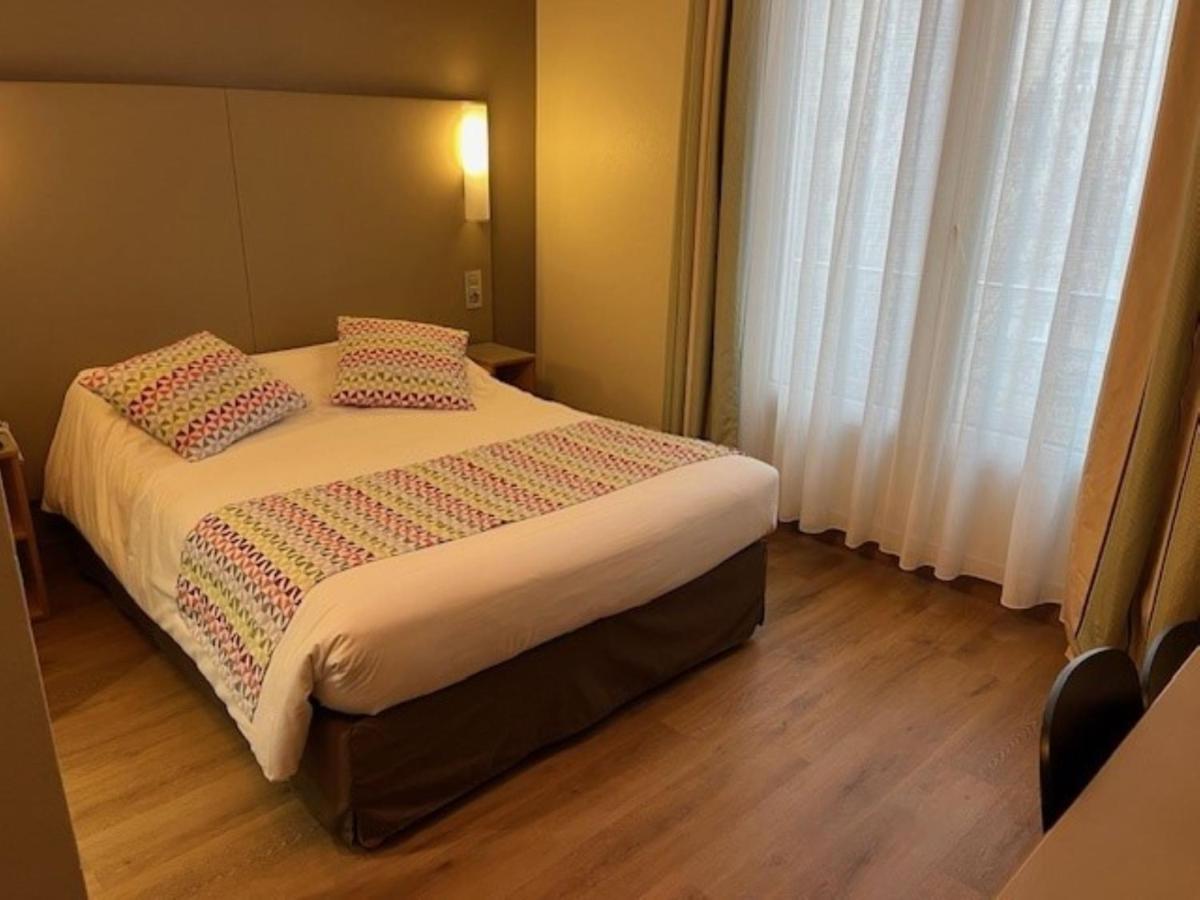 Hotel Campanile Paris 14 - Maine Montparnasse Esterno foto