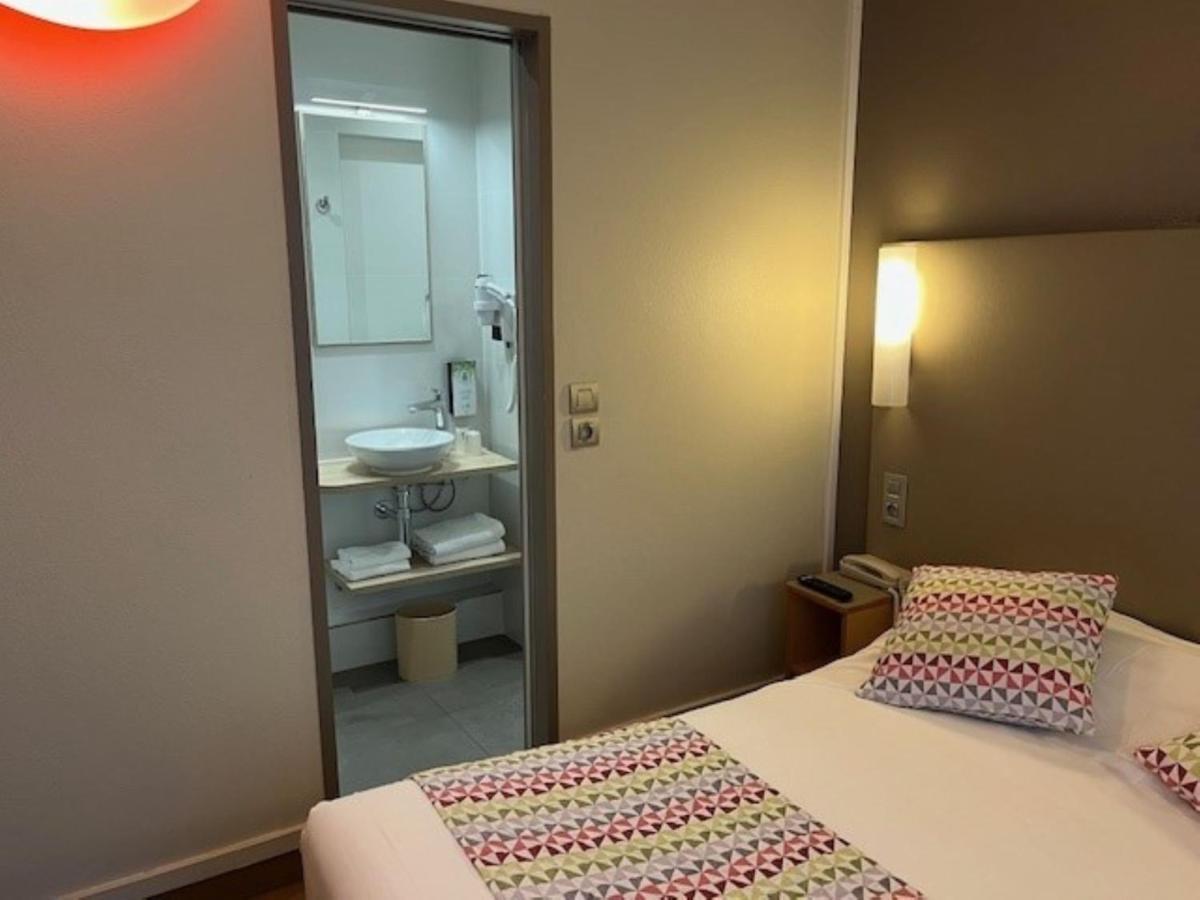 Hotel Campanile Paris 14 - Maine Montparnasse Esterno foto
