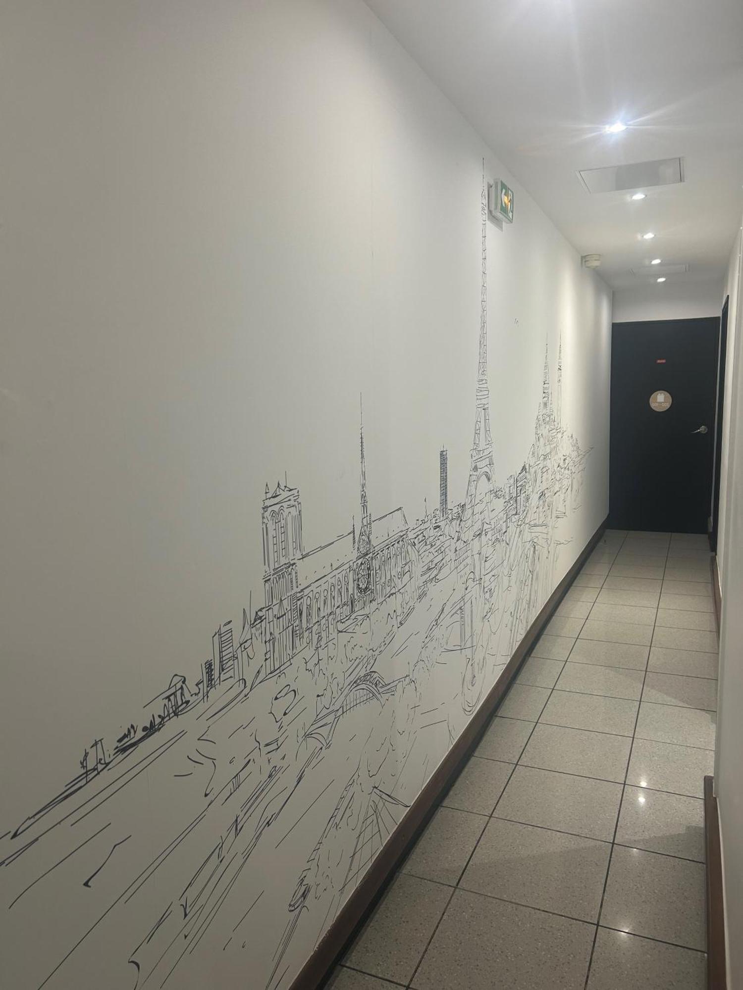 Hotel Campanile Paris 14 - Maine Montparnasse Esterno foto